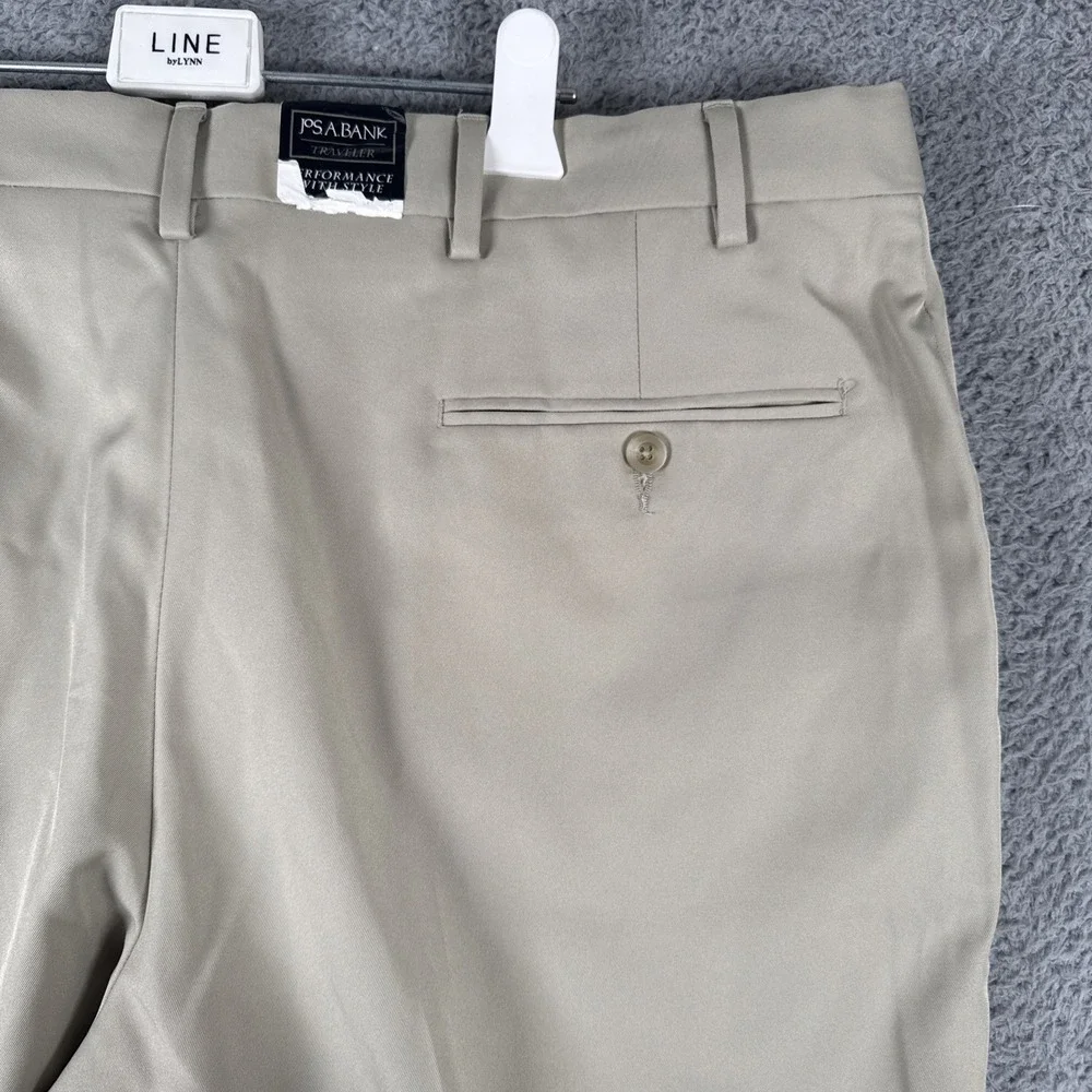 Jos A Bank Traveler Pants‎ Mens 38x34 Khaki Flat Front Chinos NWT